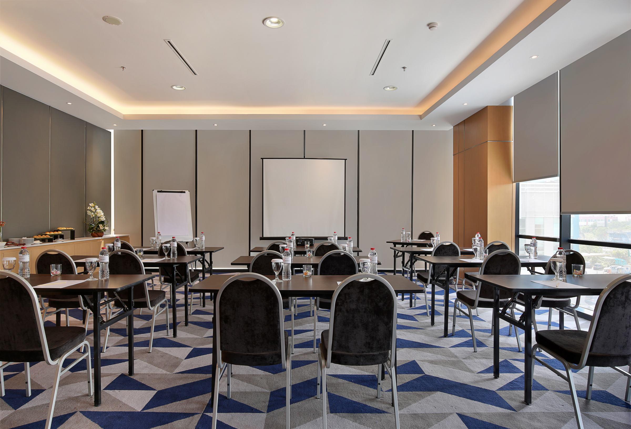 Swiss-Belinn Simatupang Jacarta Exterior foto