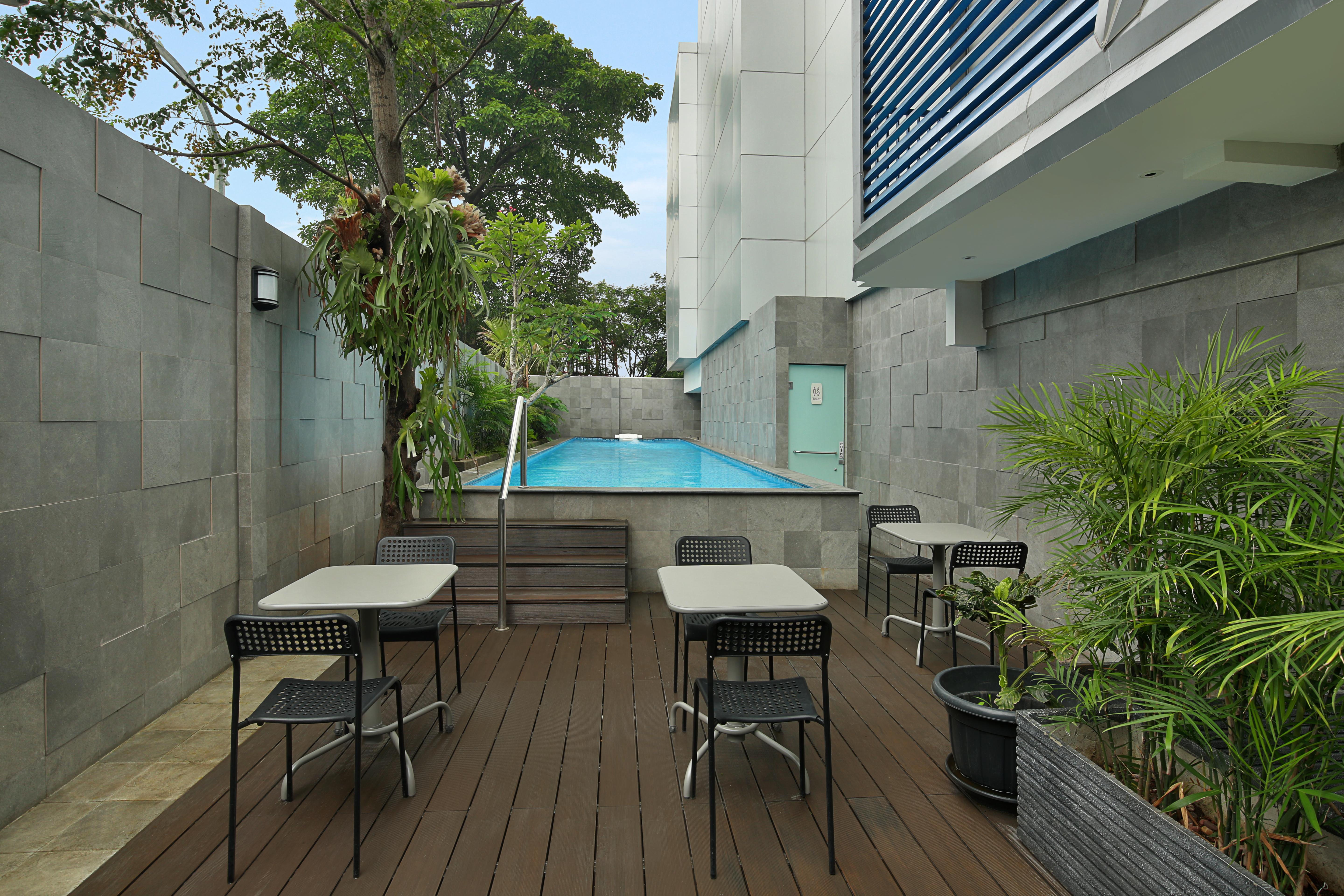 Swiss-Belinn Simatupang Jacarta Exterior foto